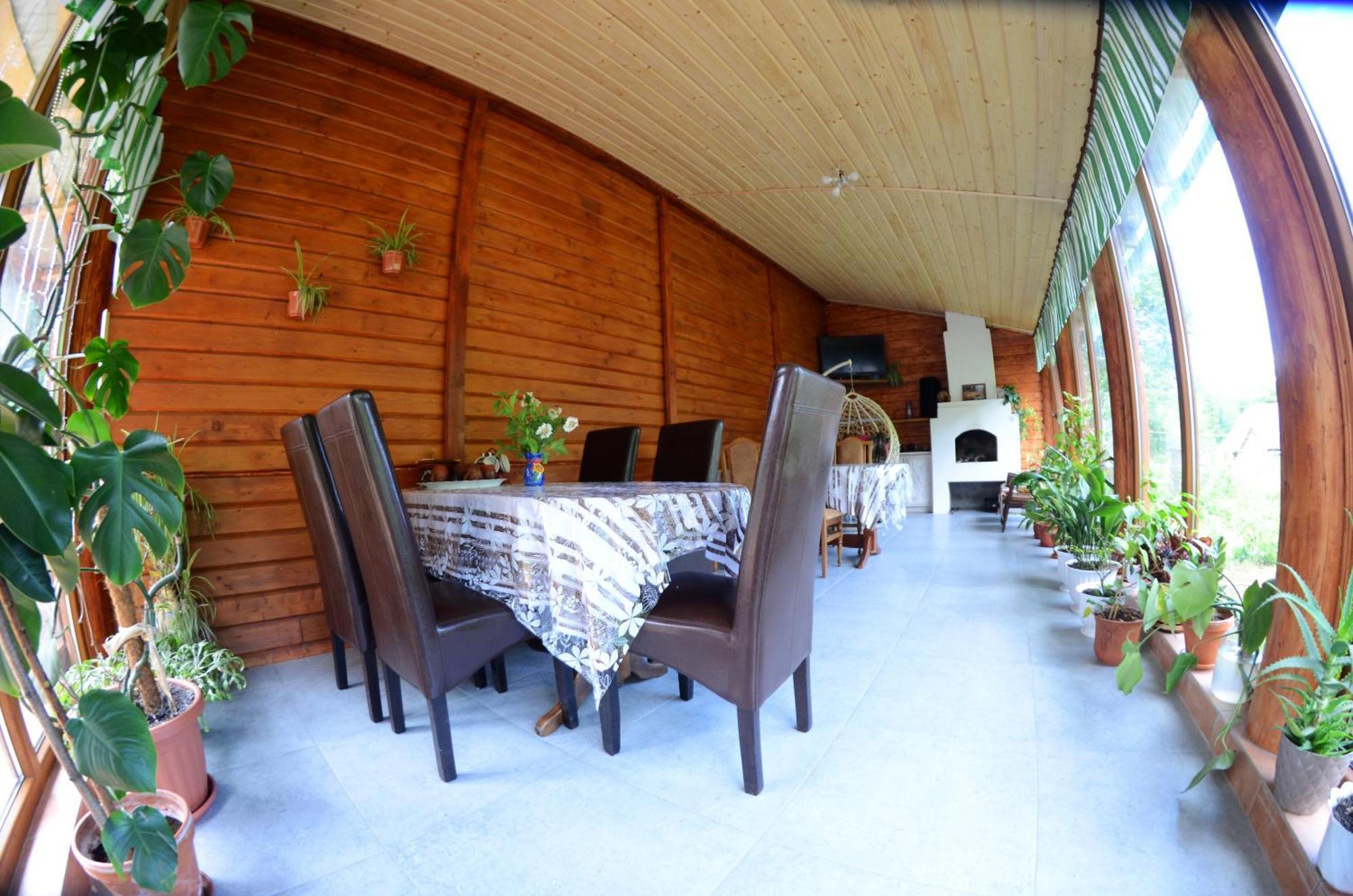 Gostynnyi Dvir U Marichky Hotel Lazeshchyna Exterior photo