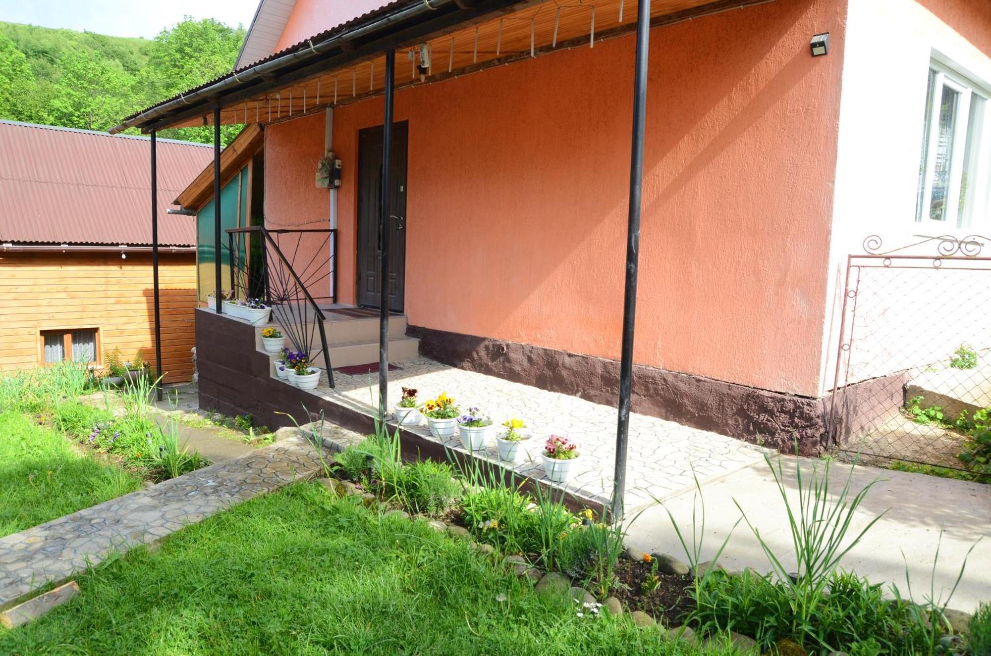 Gostynnyi Dvir U Marichky Hotel Lazeshchyna Exterior photo